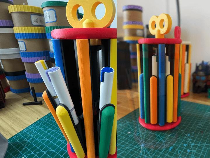 Rainbow Rotating Pen Holder (Push-Open)