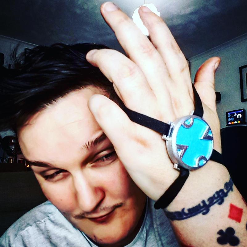 Infinity War avengers Wrist tech