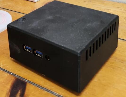 Intel NUC5i3MYBE Case