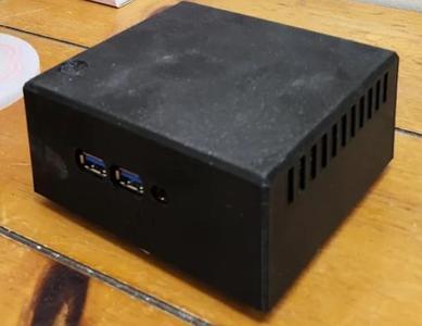 Intel NUC5i3MYBE Case
