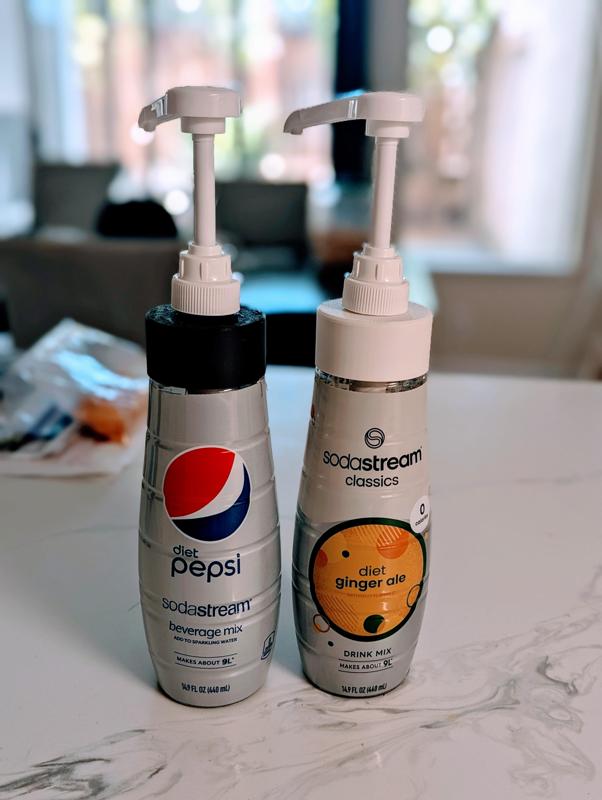 Coffee syrup pump adapter for Sodasteam beverage mix