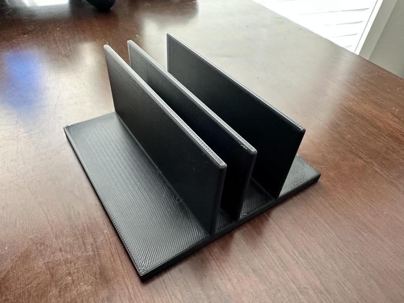 iPad and Laptop Stand