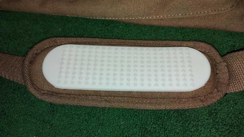 AntiGurtRutsch for shoulder straps