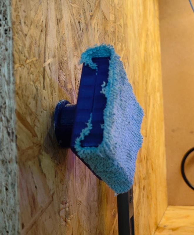 Build Plate Cleaner wall holder