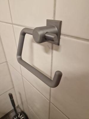 Toilet paper holder