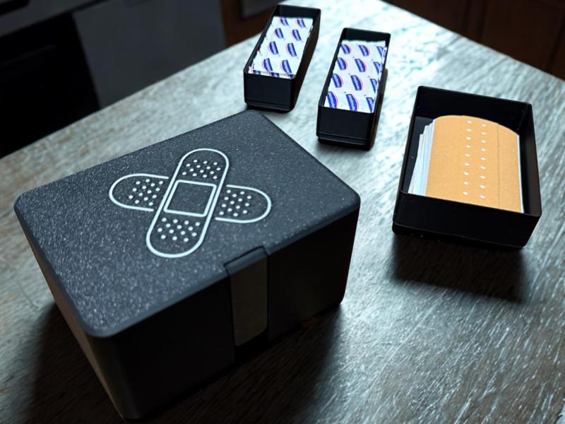 BAND AID BOX / PATCHES BOX / FIRST AID BOX