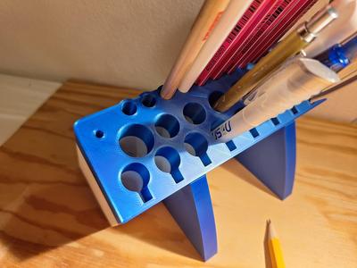 Pen holder (Drziak na pera a ceruzky)