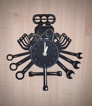 Motorblock Werkzeug Uhr Clock