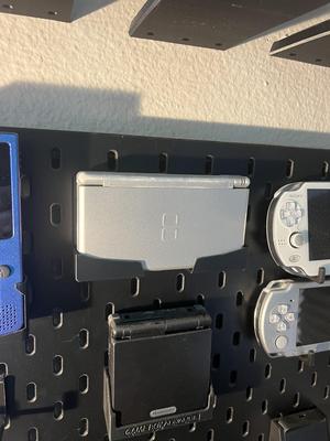 Nintendo DS Lite Skadis Mount V2