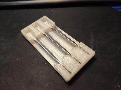 Tweezer box (12cm long x3)