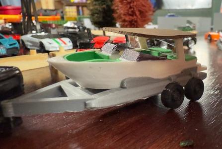 1/64 scale wake boat