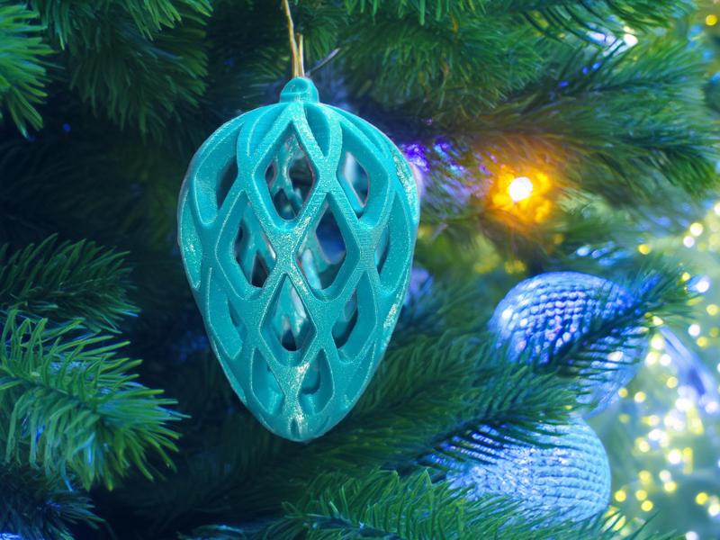Christmas Tree Ornament, Pine Cone