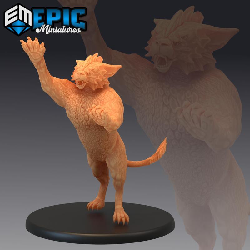 Aquatic Tiger Attacking / Predator Lion / Wild Swamp Animal / Marshland Encounter