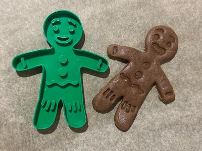 The gingerbread man cookie cutter shrek