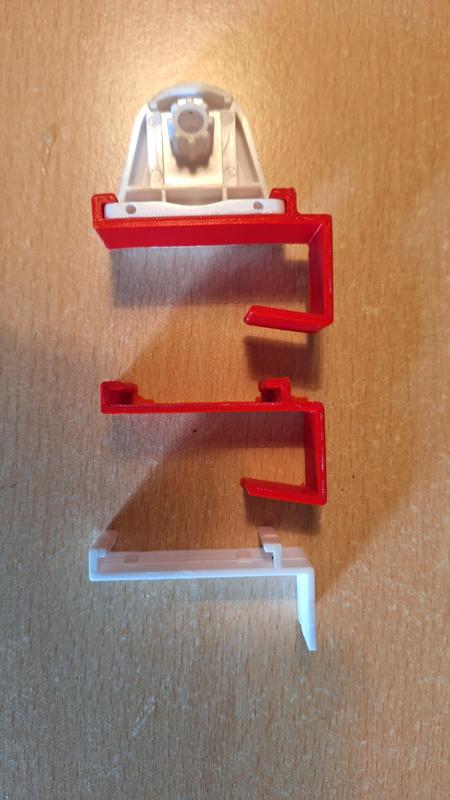 Replacement clip for a window roller