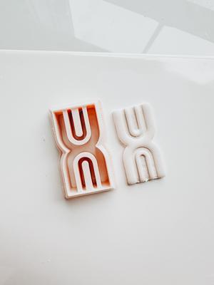 Dual Arch Huggie (Thangs Exclusive)