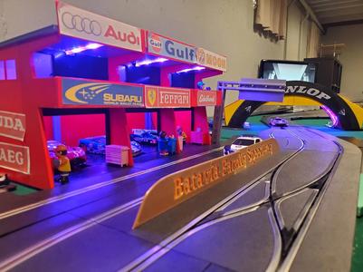 1:32 slot car pit garage modifications
