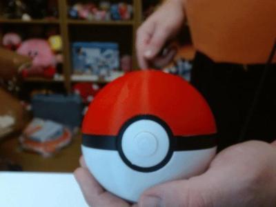 Auto-Opening Poké Ball
