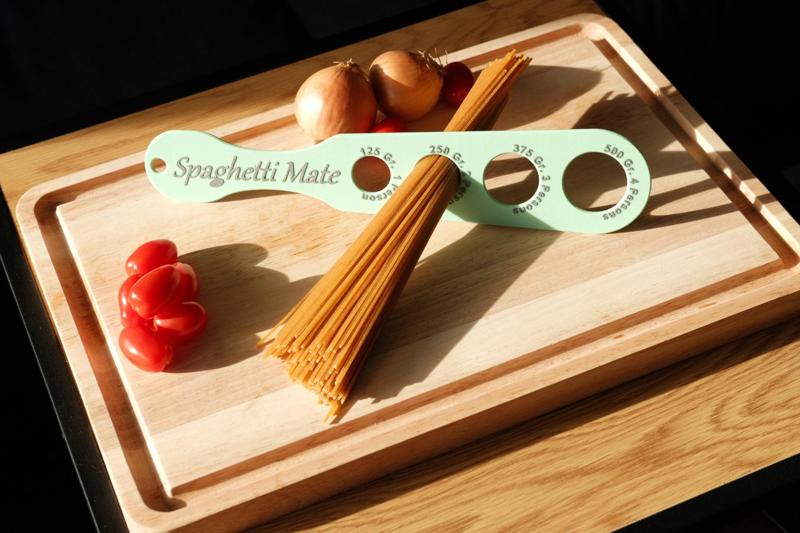 "Spaghetti Mate" Pasta Portioner