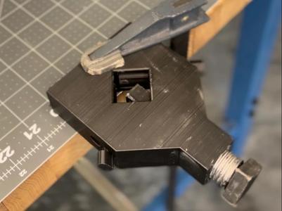 Scrap wire insulation jacket cutter