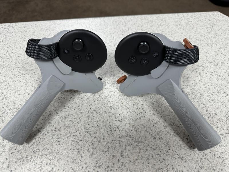 Quest 3 Eleven Table Tennis Adapter (left handed)