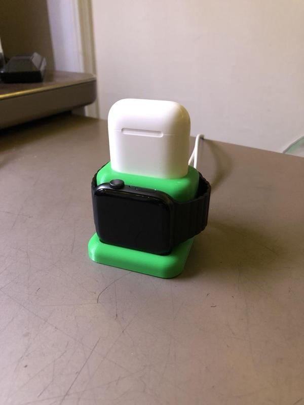 Apple Watch series 5 & Airpods dock