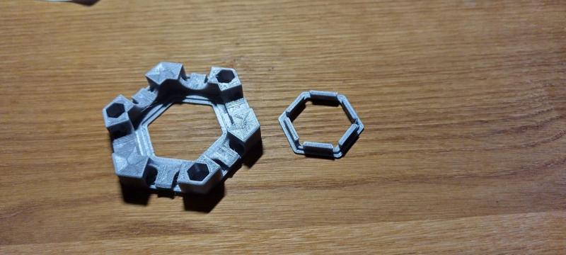 Gravitrax compatible 6-exit Basic Tile with connection for finish track