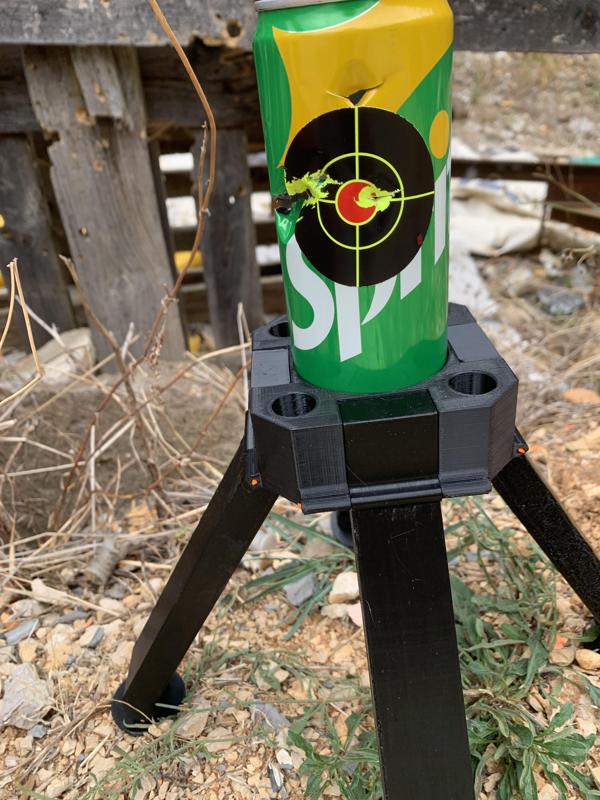 Foldable Softair soda can target holder