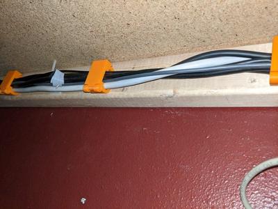 Cable Organizer with better "Clip"