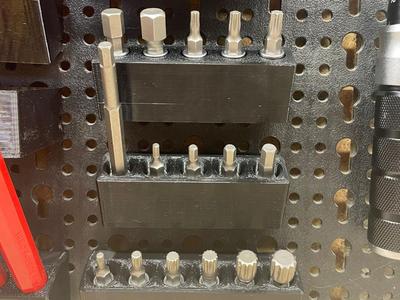 3/8 Socket support 5 ports Pegboard mount