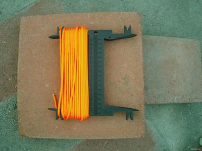 Caliper style para cord holder, or 4mm cable.