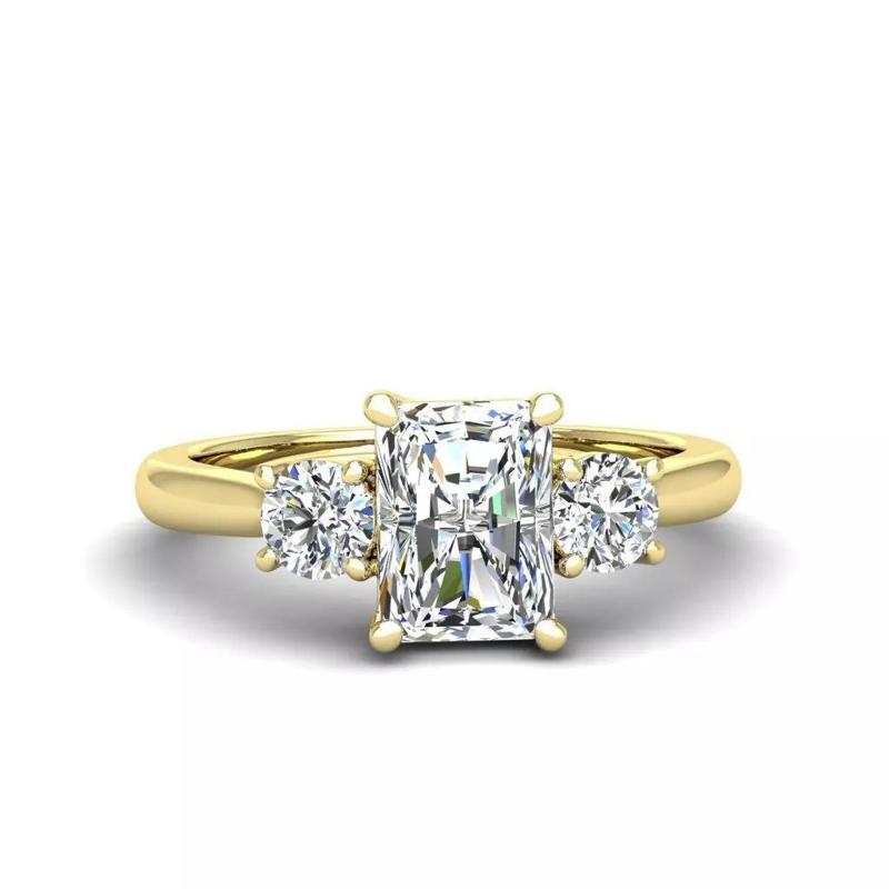 Engagement ring Kelly radiant
