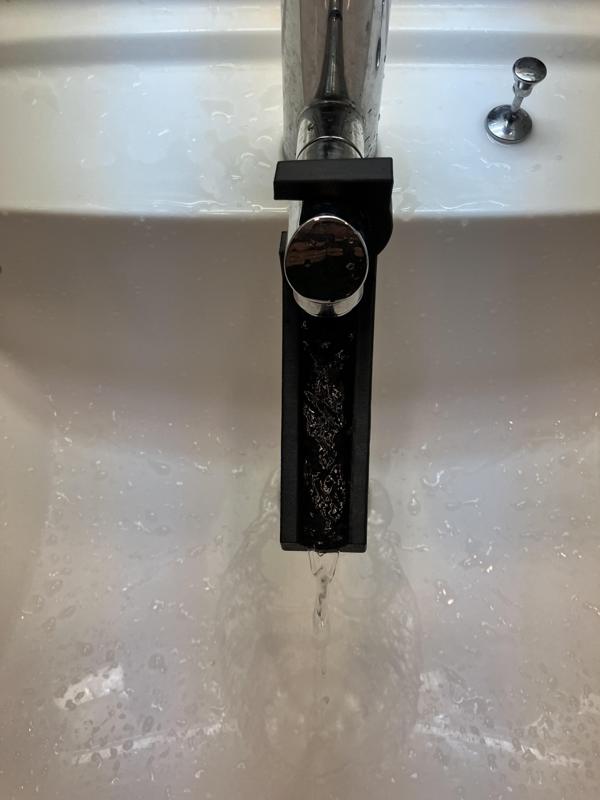 Faucet Extender for Kids – Water Guide Attachment (PLA/ABS)