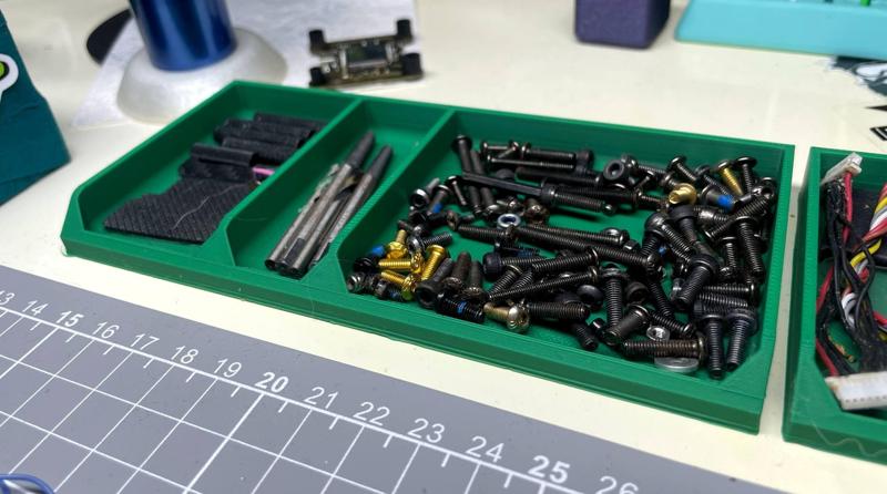 Screw organizer