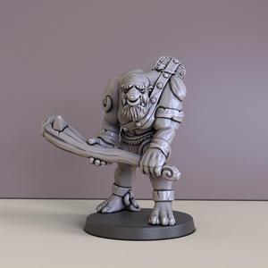 Giant - 50mm high