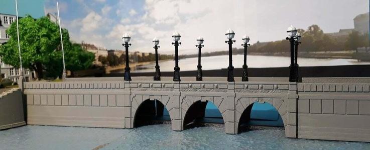 Bridge in H0 / HO