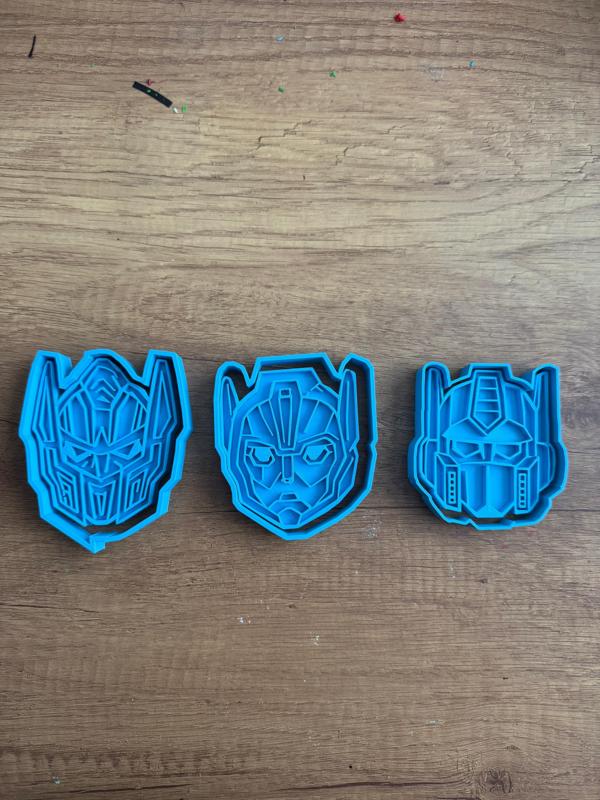 COOKIE CUTTER TRANSFORMERS 3X