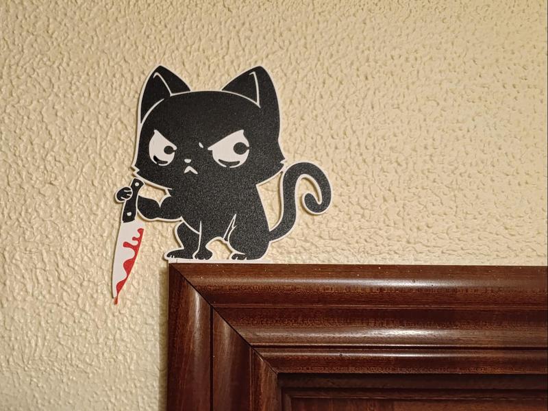 Psychocat for entrance door corner