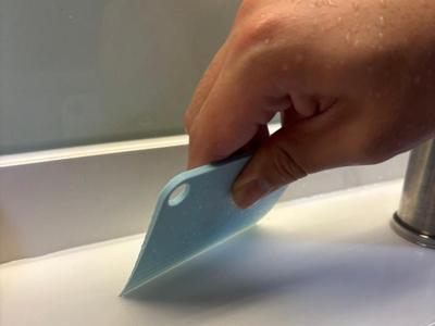 Counter Top Water Scraper