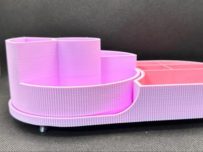 Beauty products organizer