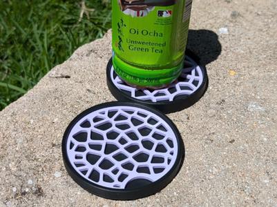 Coaster with Voronoi Insert