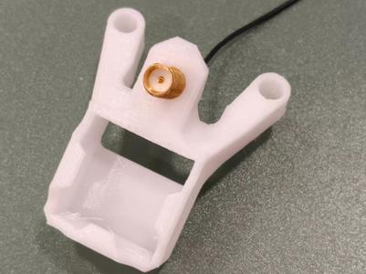 Universal GPS and SMA mount for 5mm diameter aluminum standoffs and standard 5-inch frames