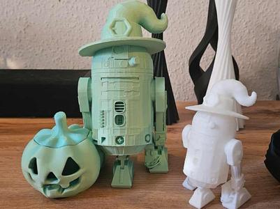 R2D2 Halloween Edition.