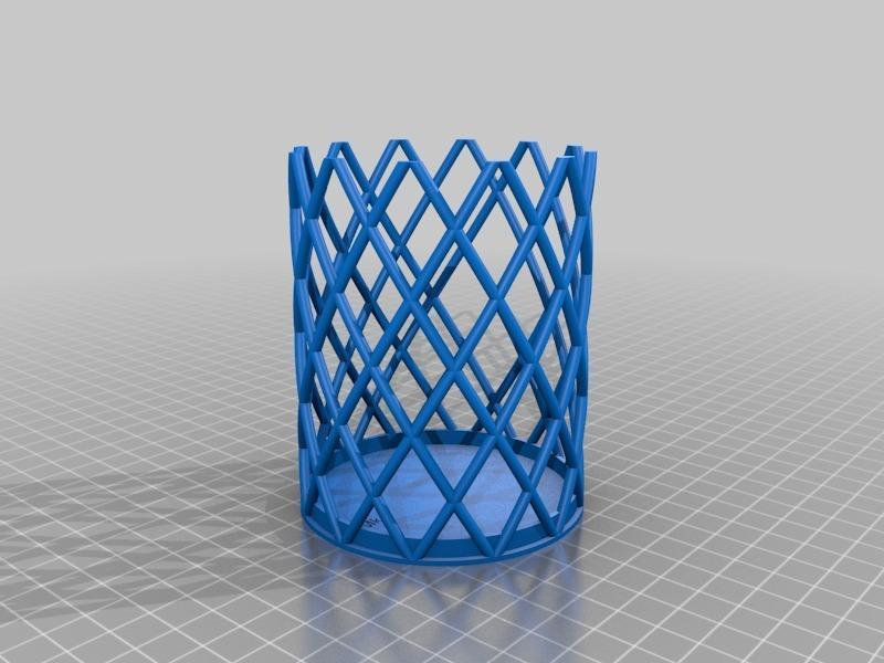 Wire mesh pencil pot