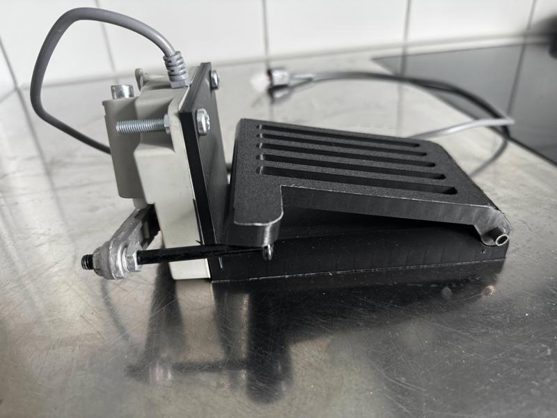 China Leather Shoe Patcher (CLSP) servo motor foot pedal