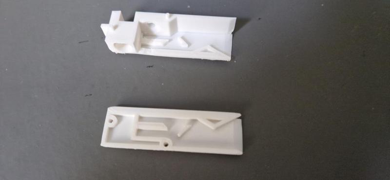 Arretierung für Insektenrollo