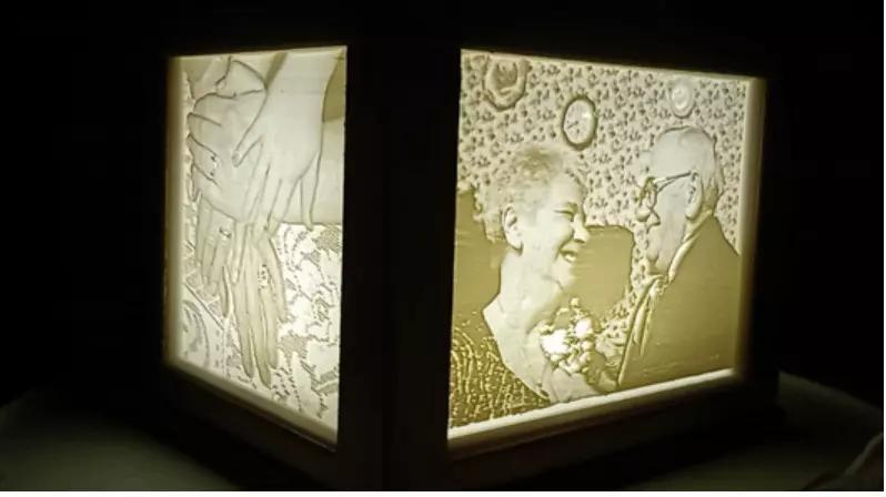 Lithophane box for interchangeable 100mm and 125mm lithophanes