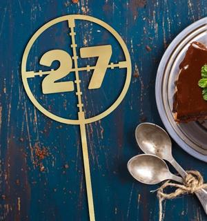 Age at the rifle scope - cake topper