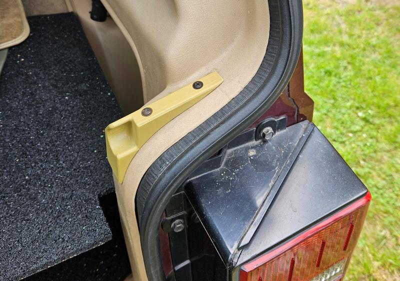 Jeep XJ Cargo Cover Mounts (84-96 Prefacelift)