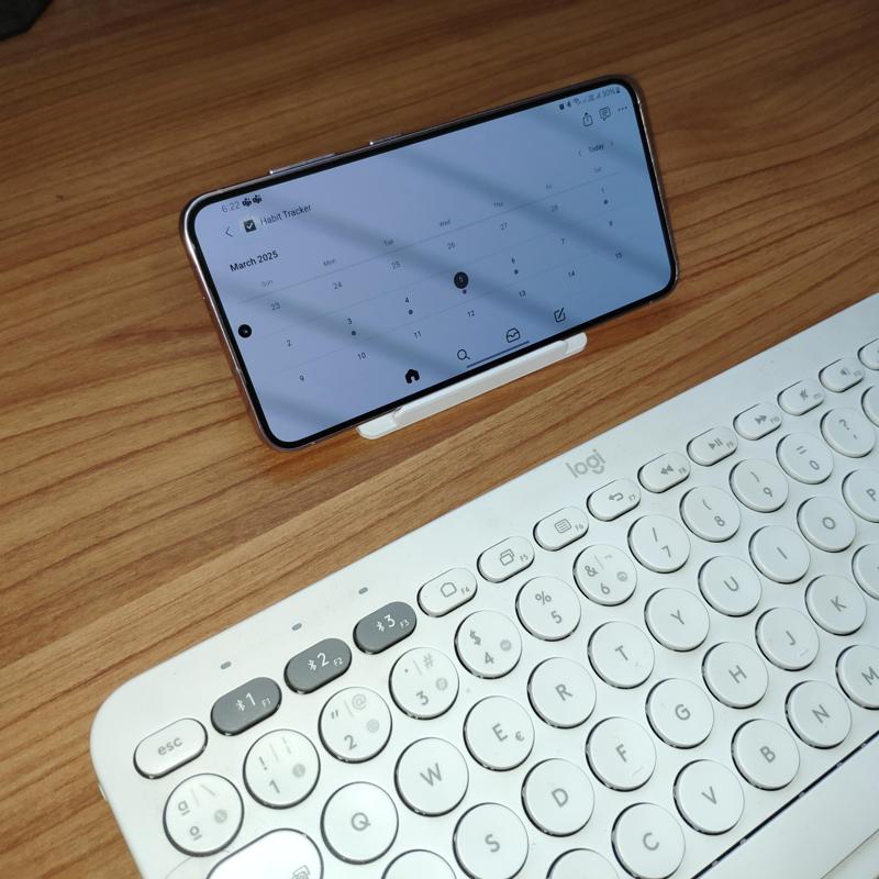 minimalist phone stand